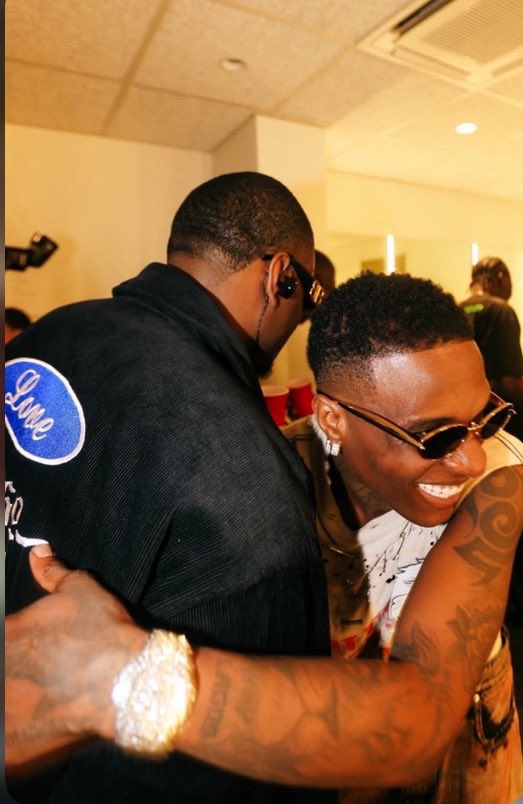 GodfreyChi64406's tweet photo. What year did you became a wizkid fan ? https://t.co/lVt8Ungh5M