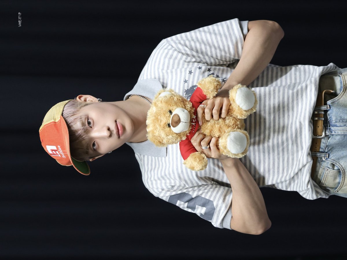 wake27up's tweet photo. Berklee🐻#KEEHO #기호 https://t.co/nAnuuVO86Z