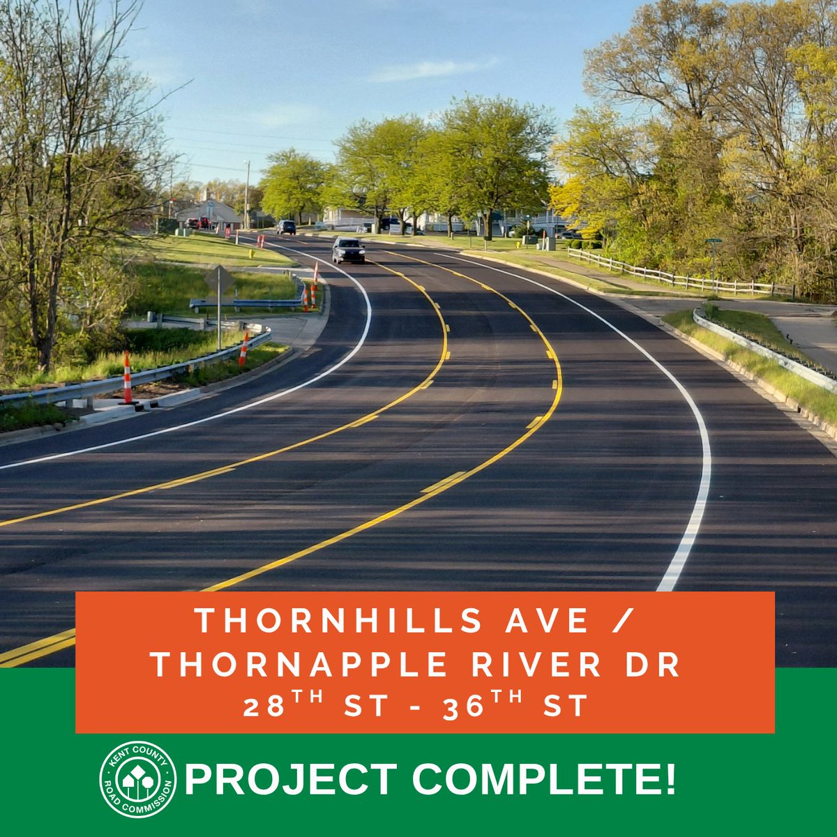 MIKCRC's tweet photo. Project complete! Work on Thornhills Avenue/Thornapple River Drive, 28th Street - 36th Street, included cold milling the existing roadway, followed by the placement of two courses of hot mix asphalt (HMA) and permanent pavement markings. Contractor: Michigan Paving &amp; Materials https://t.co/zpPvKPhoWV