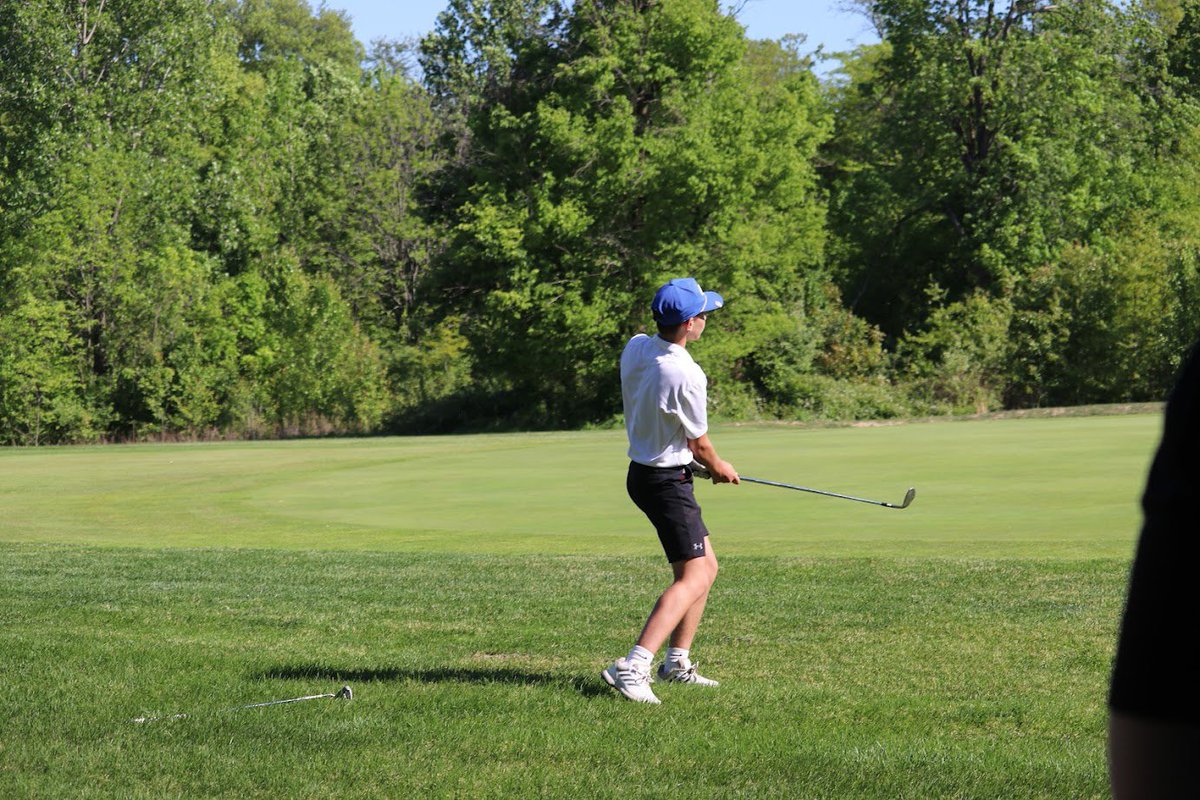WeBoAthletics's tweet photo. News: Varsity Boys Golf Competes at Crawfordsville Country Club https://t.co/M1n92k2rDo https://t.co/93NbUX0DdW