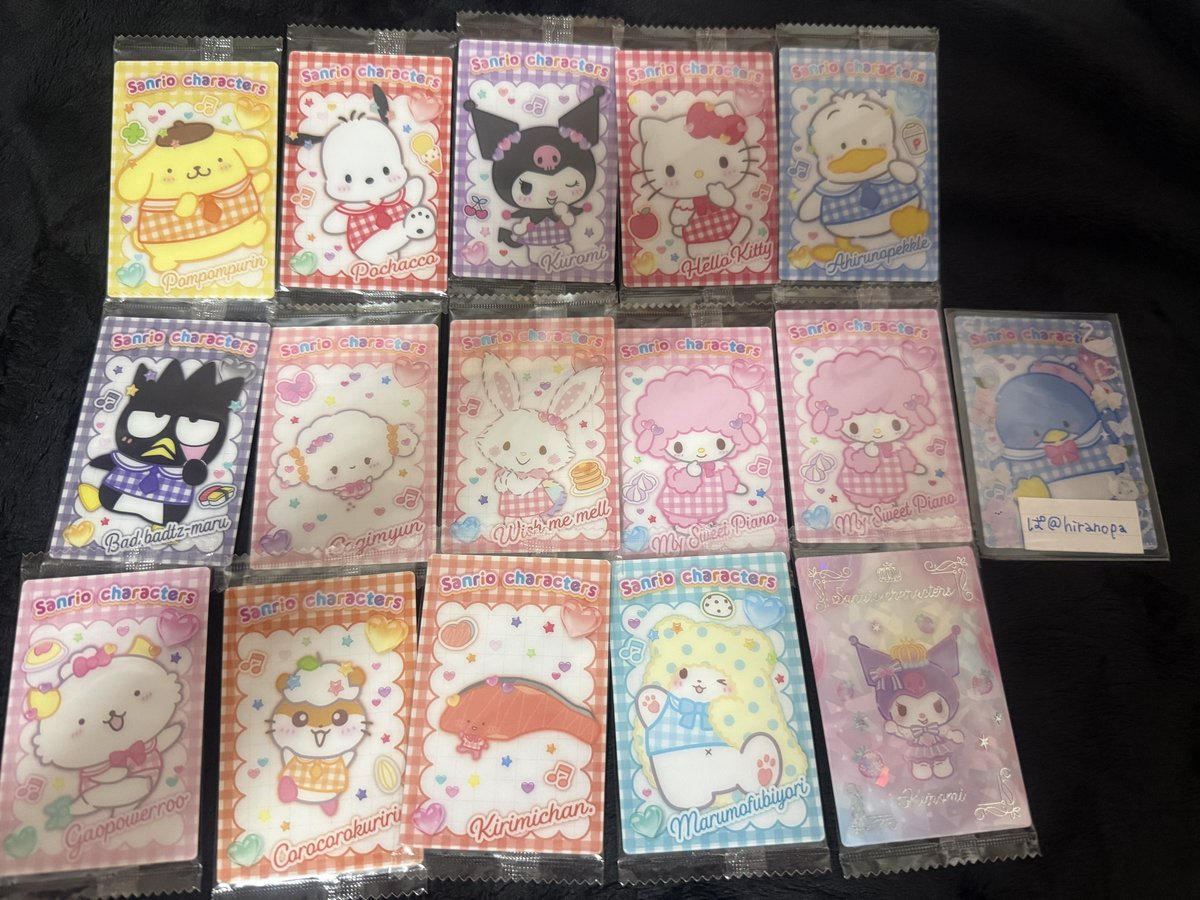 hiranopa's tweet photo. @0 【交換】サンリオ sanrio キャラクターズ ウエハース 12 カード

譲）画像参照

求）同種 マイメロディ

クロミの箔押しに関しては過去のマイメロ箔押しと交換希望。
マイメロ＋サムのまとめて可。
郵送交換
検索からでもお気軽にお声掛けください。 https://t.co/9NelKUZ1a0