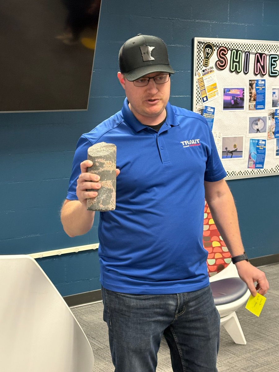 BGCMN's tweet photo. CareerSTART dove into water, rocks &amp; careers at Southside Boys &amp; Girls Club with Matt from @TrautCompanies! Teens explored geology, water safety, &amp; got resume help. #CareerSTART #FutureReady https://t.co/YCN8iXVfNo