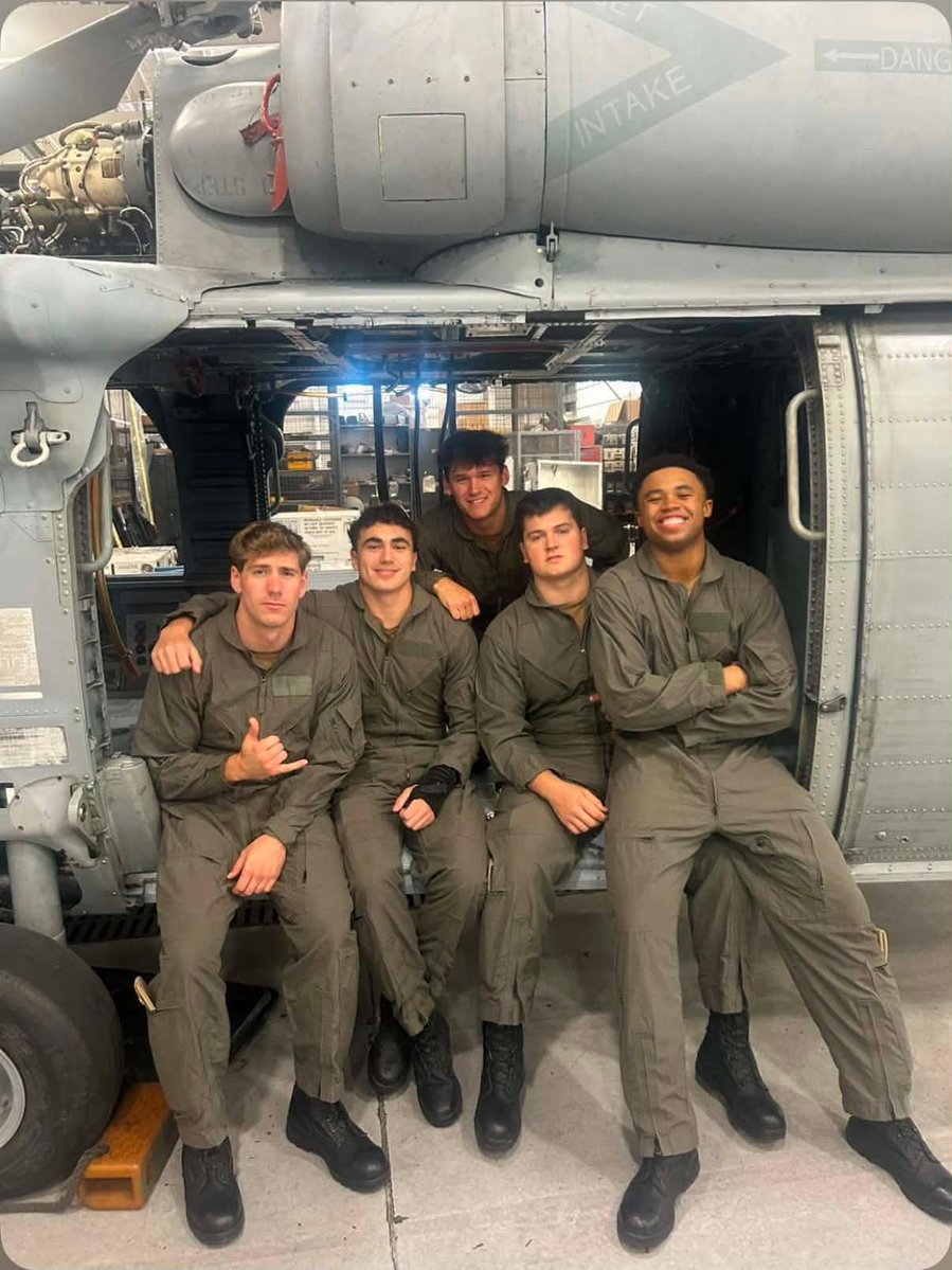 Navy Football tweet media