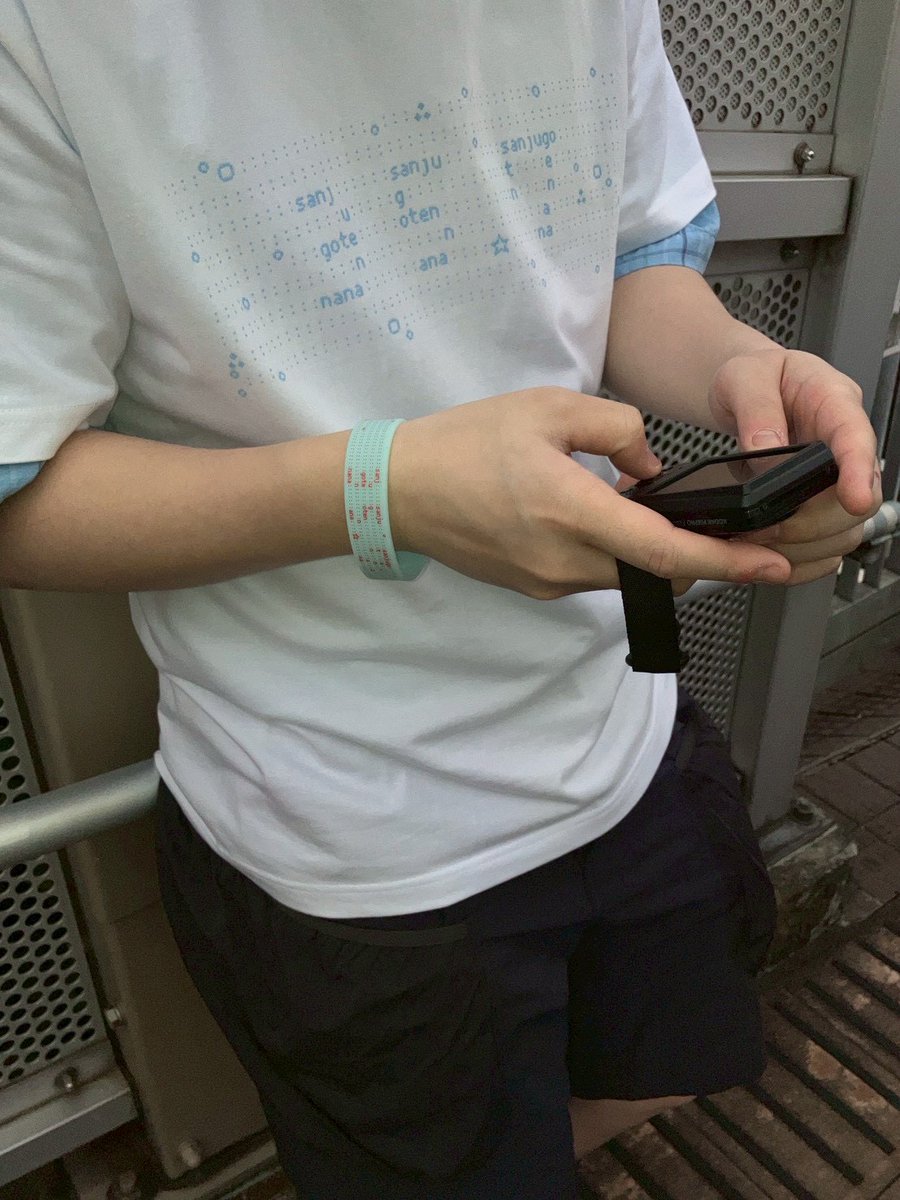 hu92__'s tweet photo. 𝐆𝐨𝐨𝐝𝐬 𝐈𝐧𝐟𝐨𝐫𝐦𝐚𝐭𝐢𝐨𝐧

明日【5/18(月) 18:00(予定)】より、
2026 summer goodsのEC販売を開始します！

🔗ECサイトURL
https://t.co/WhJPImVMcK

数に限りがございますので、
お早めにお買い求めください！

#ゴーテンナナ https://t.co/wNJA7jbhjK