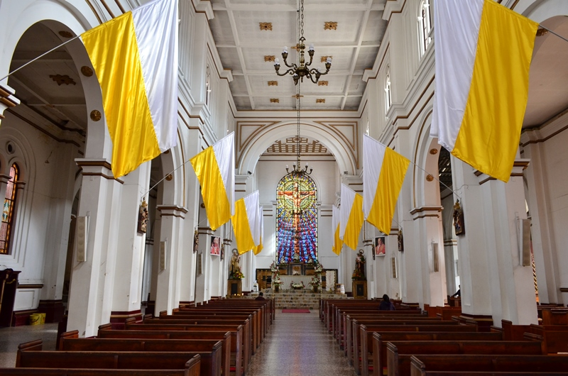 ColCathAes's tweet photo. Catedral San Martin de Tours in Sogamoso, Boyaca.

Built in 1917, it stands over the old Colonial church that once served Sogamoso, today it serves as the see of the Diocese of Duitama-Sogamoso. https://t.co/4BqdxagxHL