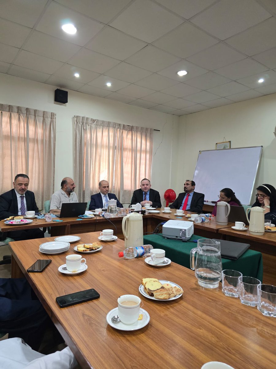 numanis's tweet photo. Pakistan’daki üçüncü gün temaslarımız kapsamında, ülkenin önde gelen araştırma odaklı yükseköğretim kurumlarından Quaid-i-Azam Üniversitesi ile düşünce kuruluşları @CISS_Islamabad ve @IPRI_Pak'ı ziyaret ederek Pakistan-Türkiye ilişkilerinin güçlendirilmesine yönelik değerlendirmelerde bulunduk.