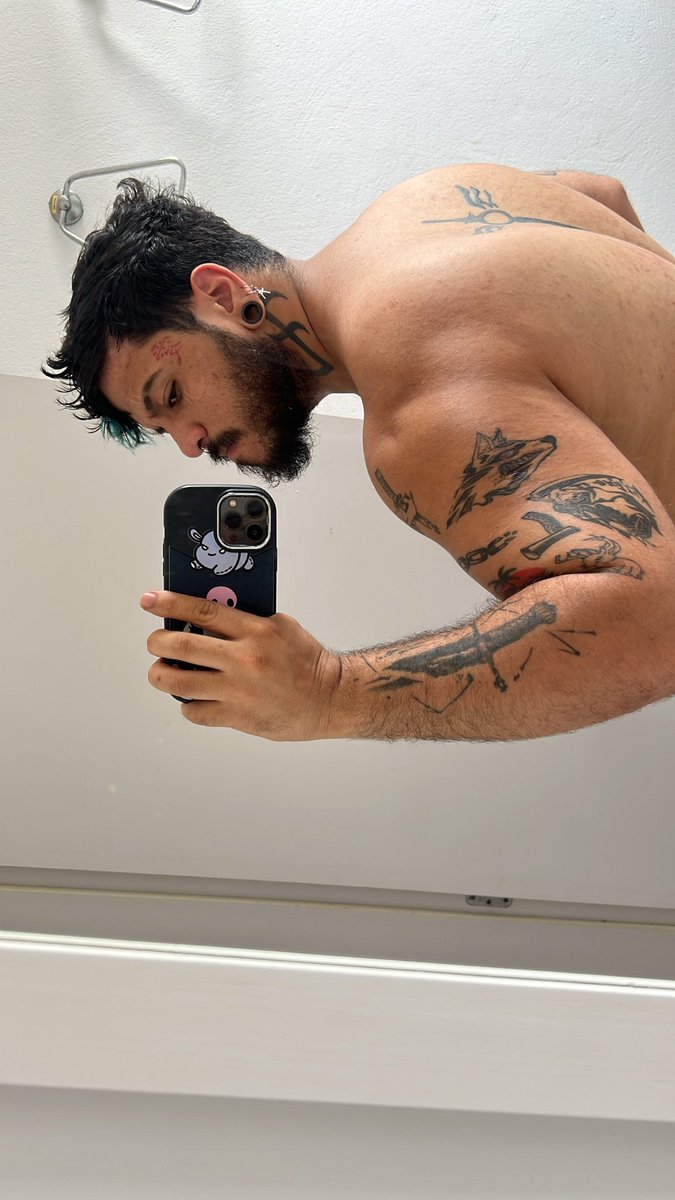 Papacito tweet media