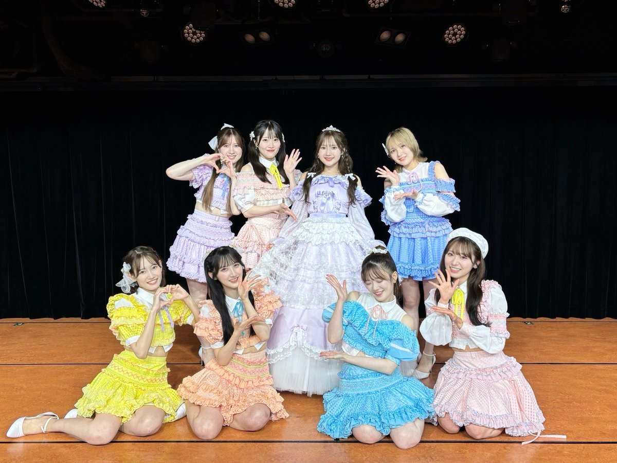 ayamin_112's tweet photo. #鈴木くるみ卒業公演 
どんな時も前を向き続け
いつも笑顔と優しさをくれたくるみ🐸💖
私たちにしか分からないツボで
いーっぱい笑ったね！！！
初期の頃はずっと姉妹みたいだったけど
今も変わらず家族でありずっと心友です😌🌸
何かあったら飛んでいくしずっと味方！
大好きだよう！おめでとう💐💜🤍 https://t.co/NNC8Du41BW