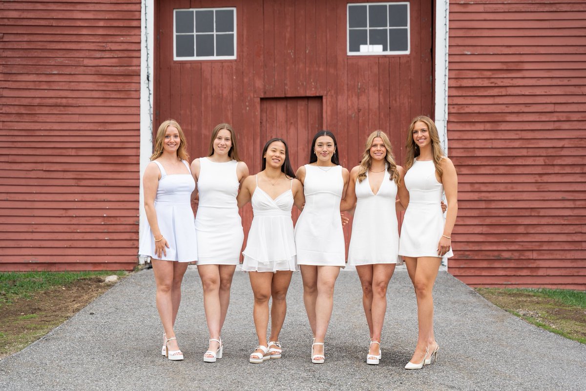 UConnWHOC's tweet photo. Congratulations to the Class of 2026 on your graduation weekend! So proud of all that you’ve accomplished on and off the ice over your time in Storrs 

#HuskiesForever 🎓🍾🤓 https://t.co/0SfEICt69Y