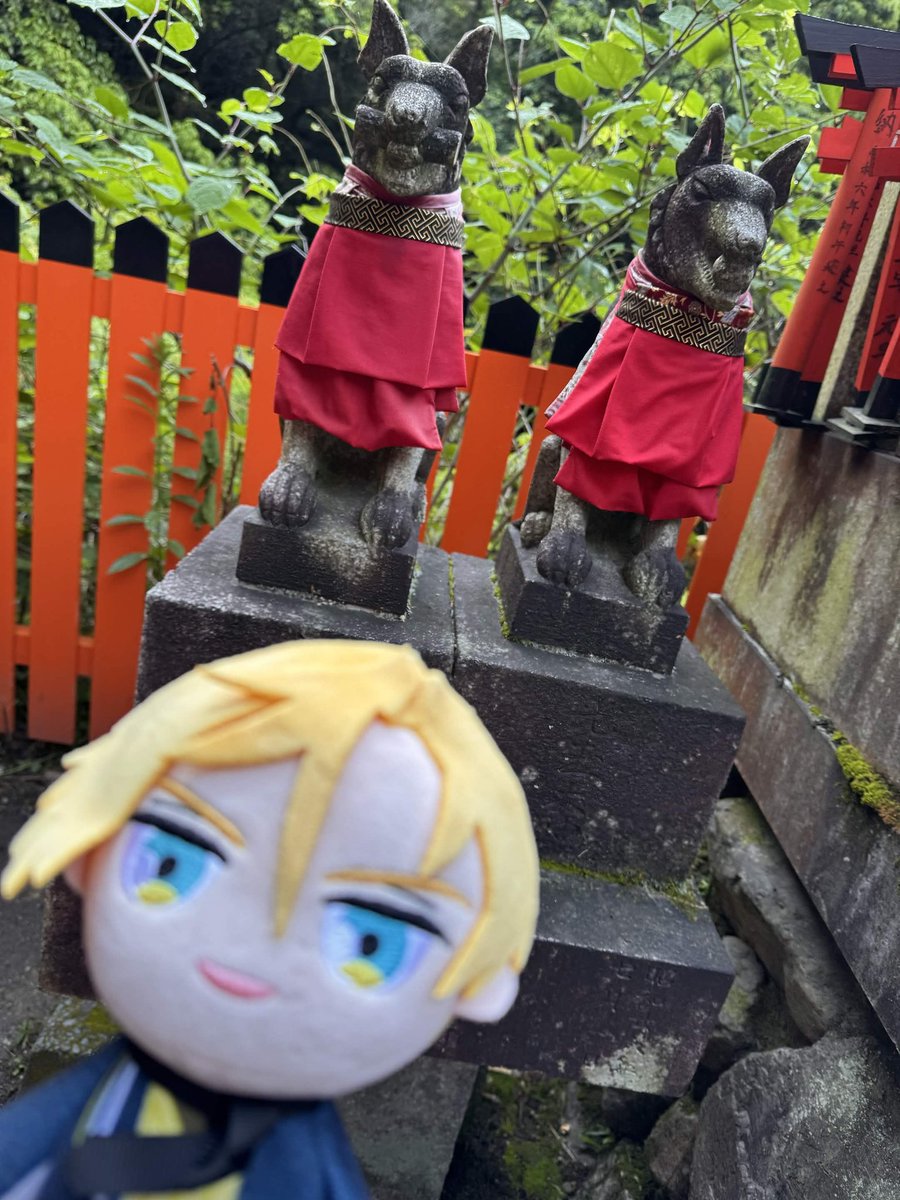 _Sceptile_'s tweet photo. Got send more adorable photos of Satan in Japan! Yipee! Thank you @Chelonetsu
#ObeyMeSatan #Obeyme #Japan #Kyoto #Obeymemerch https://t.co/MY3h1JrtT5