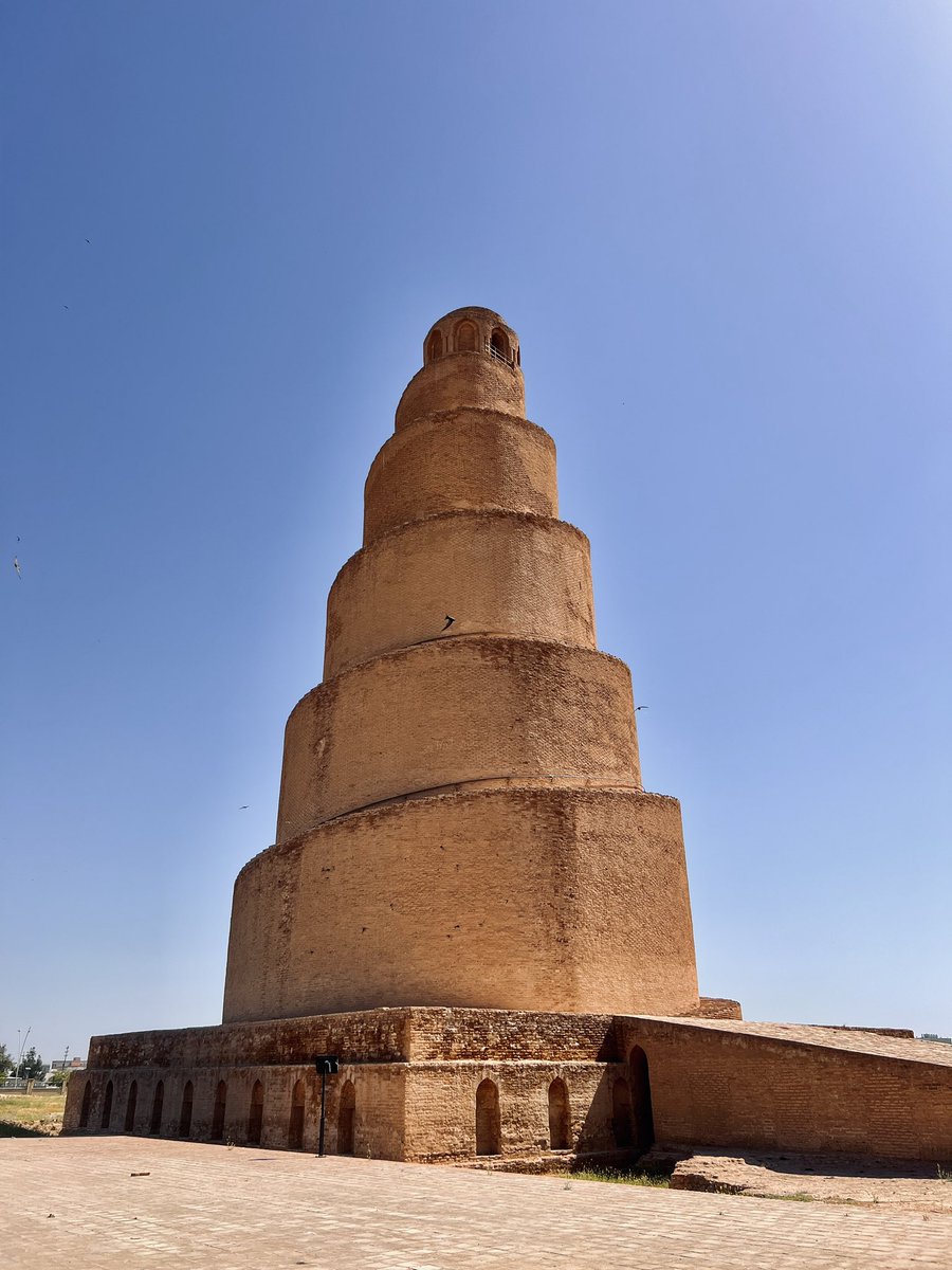 iraq_yalla's tweet photo. Once the largest mosque in the Islamic world, this place reflects the architectural vision of the Abbasid Caliphate at its peak.
The famous spiral tower, known as Al-Malwiya, was designed in a unique helical form rarely seen anywhere else in history.
مدينة سامراء
#samarra #iraq https://t.co/H1ni1tcln7
