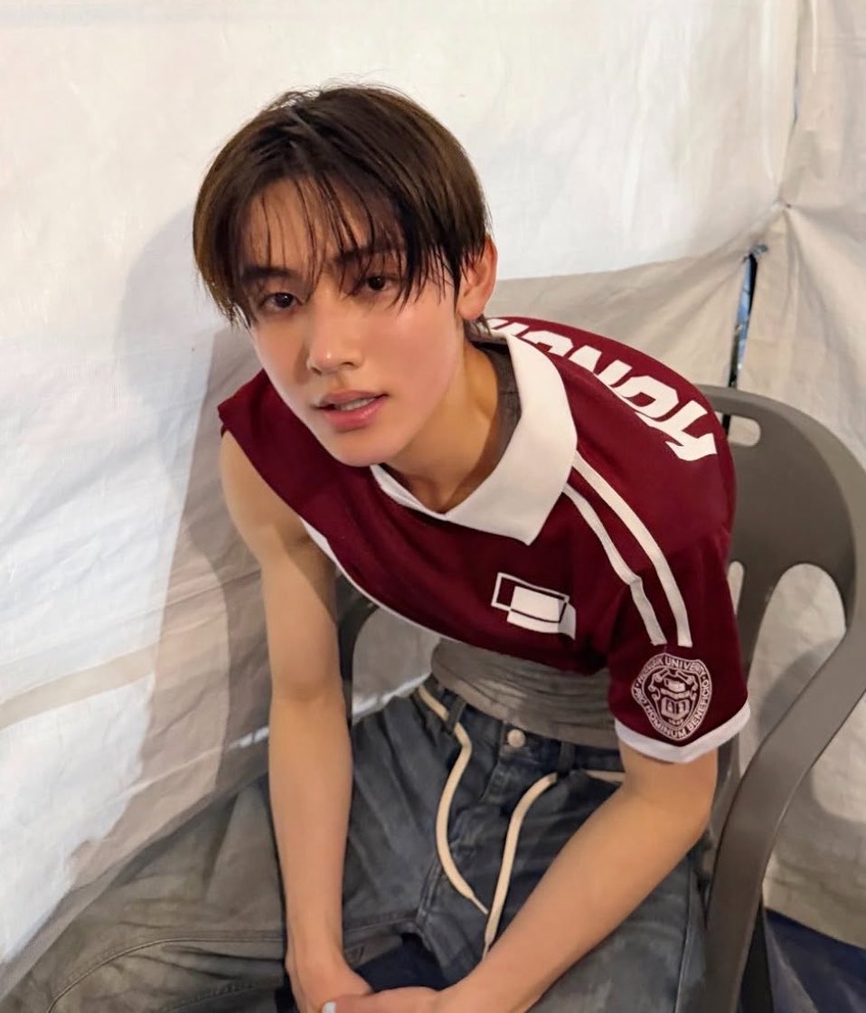 Keonhyeon_meng's tweet photo. jadi aku harus apa setelah melihat ini? hai? aku sehat? https://t.co/zuDcTN8RUZ