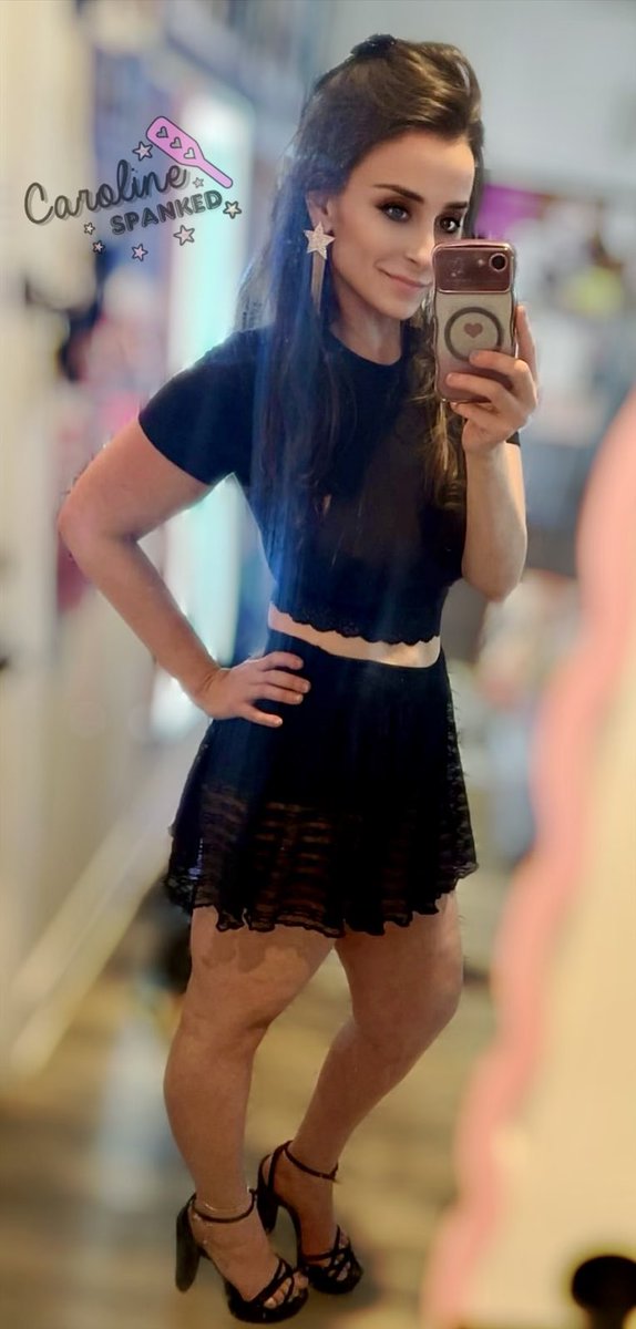 CarolineSpnk's tweet photo. ✨💕Just me hyping myself up in cute clothes again 😌🫶

#LinkNBio #StyleMood #FashionInspo #FitOfTheDay #ClosetConfessions #PrettyFits #IGBaddie #SelfLove https://t.co/2DX87IB78J