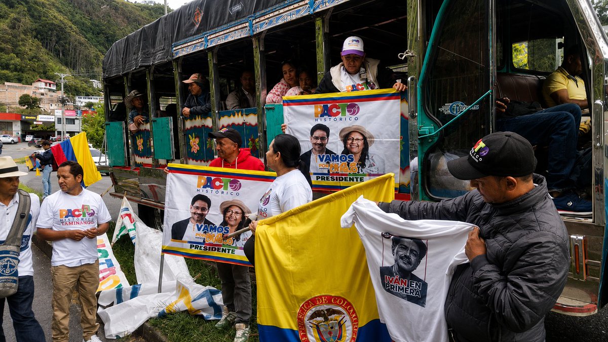 RobertDazaG's tweet photo. 💚🌱 #Hoy 15 de mayo, soplan los vientos del sur con #IvanCepedaPresidente #EnPrimera https://t.co/oQyxTvuTxj
