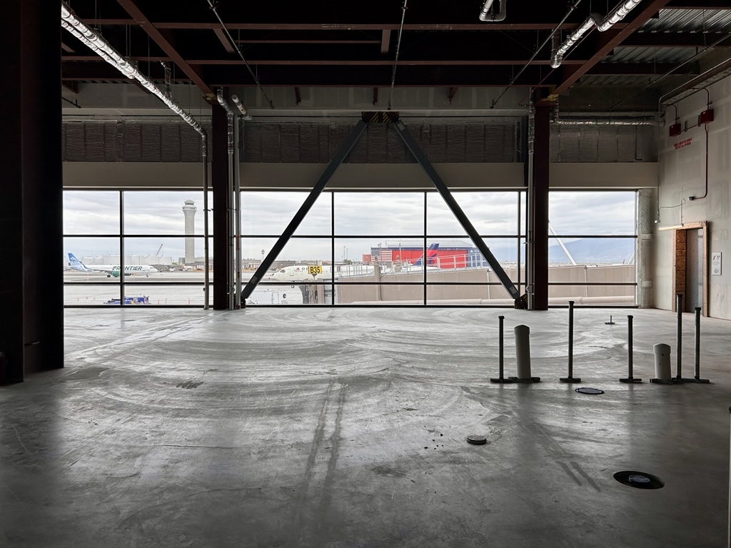 Salt Lake City Airport tweet media