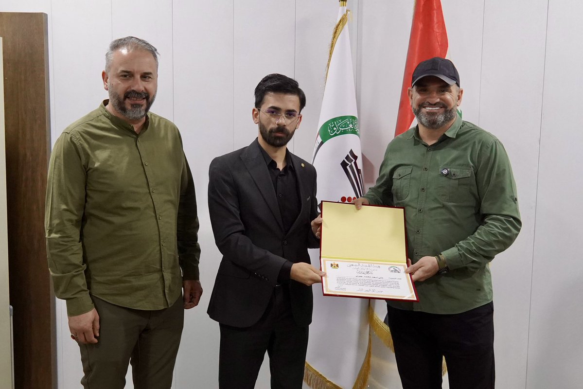 مهند نجم العقابي tweet media