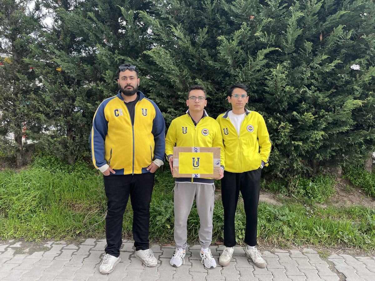 UFBizzetbaysal's tweet photo. #ÜnifebCares projeleri kapsamında 1907 ÜNİFEB Abant İzzet Baysal Üniversitesi örgütlenmesi olarak "Leyla'dan Sonra" projesi adı altında pediatri kliniğinde tedavi gören kardeşlerimizin dileklerini yerine getirdik. https://t.co/dWJemA9JGS