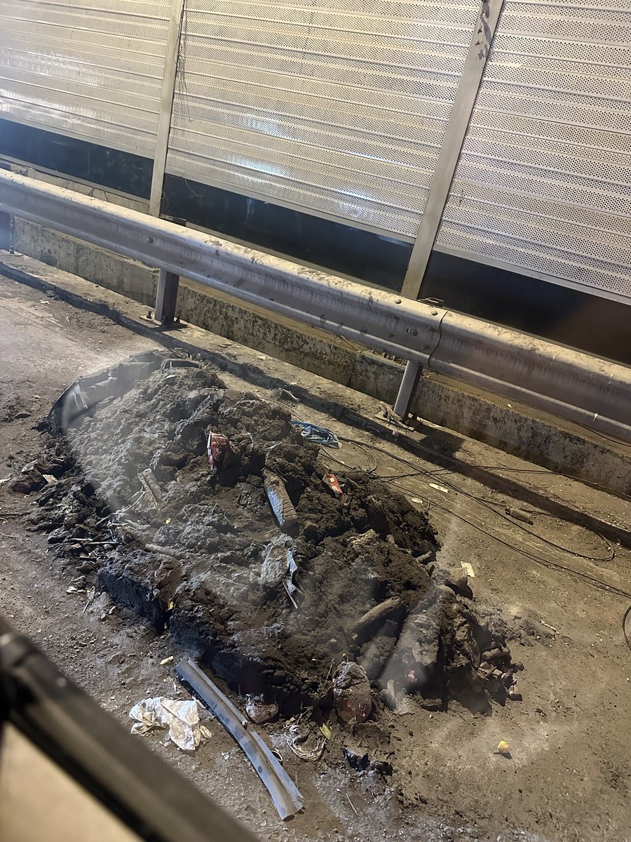 sjaanya's tweet photo. @MTPHereToHelp the mud taken from drainage is Stacked on road leading to Sivaji Maharajeshwar chowk chembur - a significant hazard for vehicles . More than 5 Days and BMmc hasn’t done anything . Pl See how to resolve https://t.co/7go4XxcQde