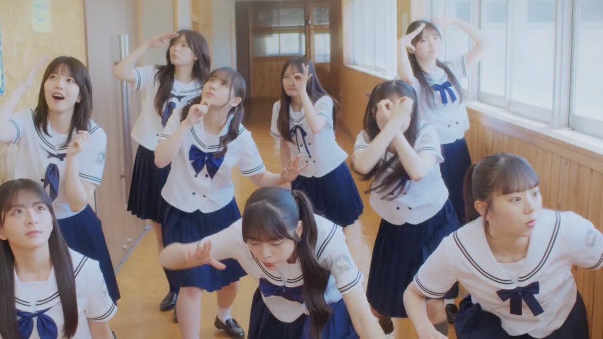 あおちる tweet media