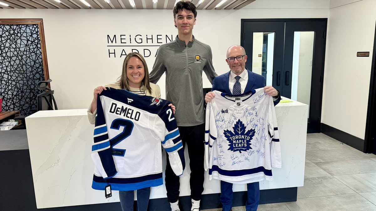 BUBobcats's tweet photo. 👏C O M M U N I T Y👏

Meighen Haddad is once again matching a portion of raffle ticket sales for the @SunriseCU Bobcat BIRT Cup on July 3 at Wheat City Golf Course.

Prizes include @NHLJets and @MapleLeafs signed jerseys.

#THANKYOU https://t.co/2Q6dPhhShk
