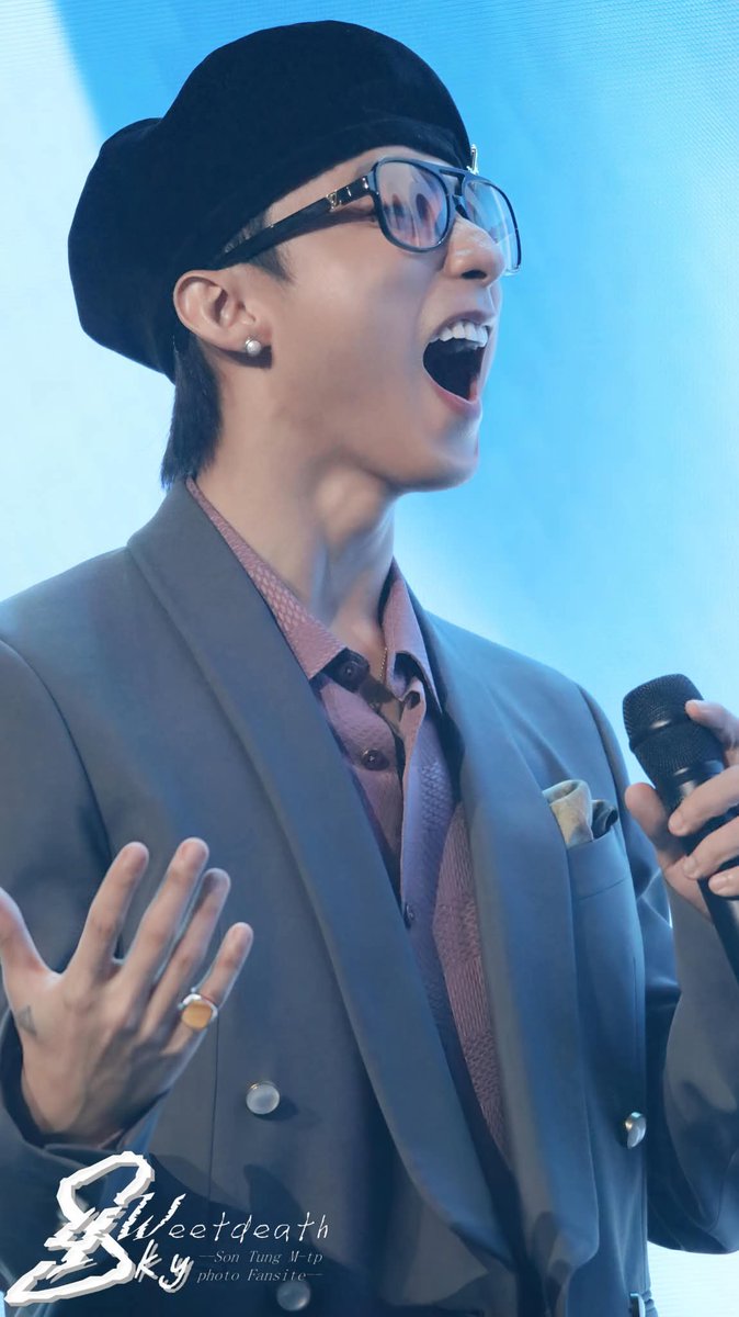 NTT_Huong7's tweet photo. Pov: Biểu cảm của tui lúc 20h ngày 15/05

COME MY WAY WITH M-TP

#CMW @sontungmtp777 
#SonTungMTP #SKYMTP #WelcomebackMTP https://t.co/Y5mHk7VSJP