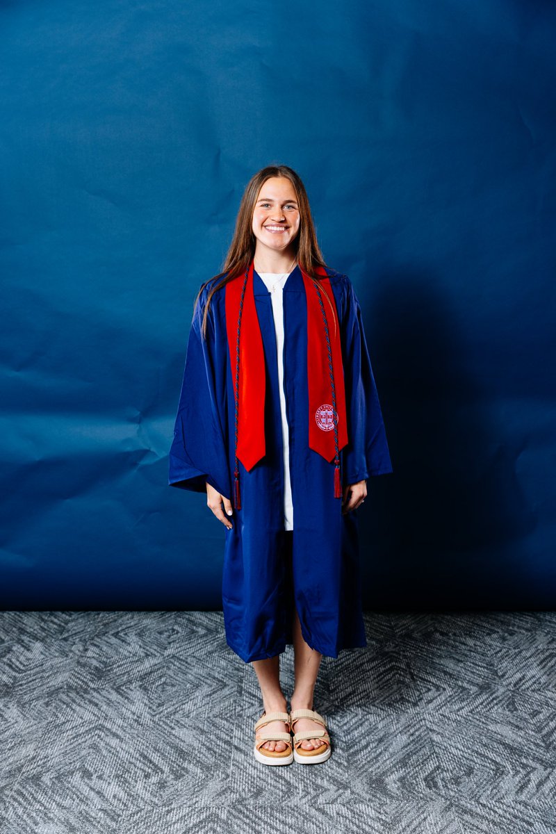 LibertyFH's tweet photo. Incredibly proud of these gals! 👩‍🎓🙌
 
#LUGrad https://t.co/A6aYYYgpDS