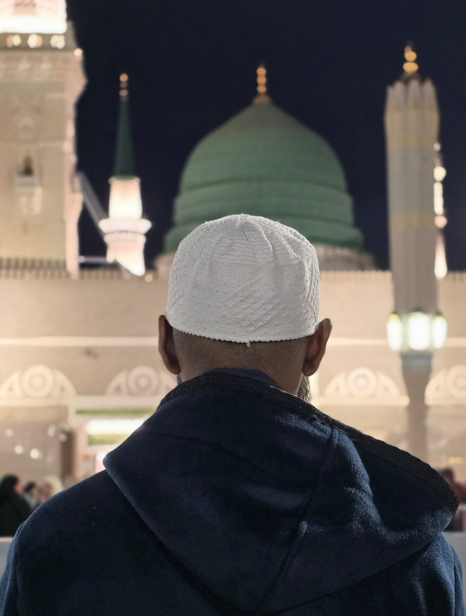 Toheeddddd's tweet photo. Insha'Allah, I will be travelling out to visit the Messenger of Allah ﷺ and to perform the Hajj in the coming days.

May Allah forgive all those who perform the Hajj this year. https://t.co/f0pfkEGF7N