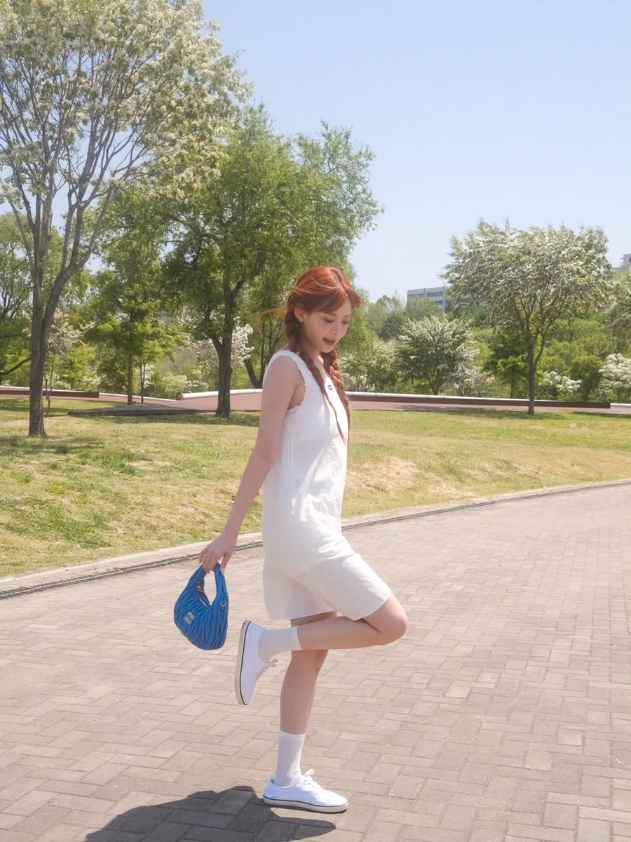 eulnchae's tweet photo. 🌼 Weather felt too pretty to stay inside, so I wore the softest white dress that moves every time the wind touches it. I wanted everything to feel light, calm, and a little dreamy like those peaceful spring days that make you slow down and notice every little thing around you.☀️ https://t.co/rY68Pqu6i7