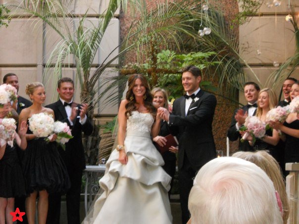 Daily Danneel Ackles tweet media