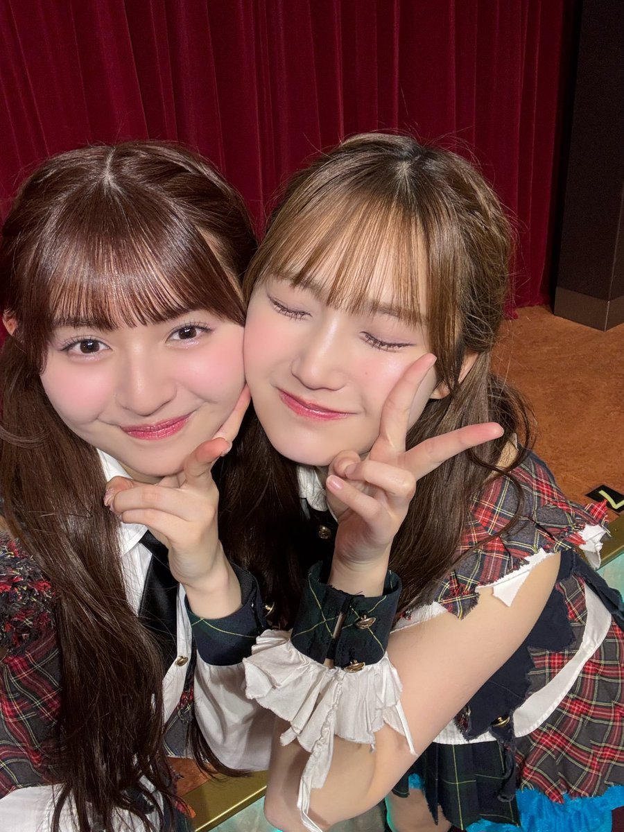hinano_kubo0202's tweet photo. くるちゃん卒業おめでとうございます！
仲良くなれて良かったし、本当にだいすきで尊敬してる先輩です💖
すごく寂しいけど、この先ももっと仲良くいたい🫶

だいすきです💖💖💖 https://t.co/Ij1tnVgqhx