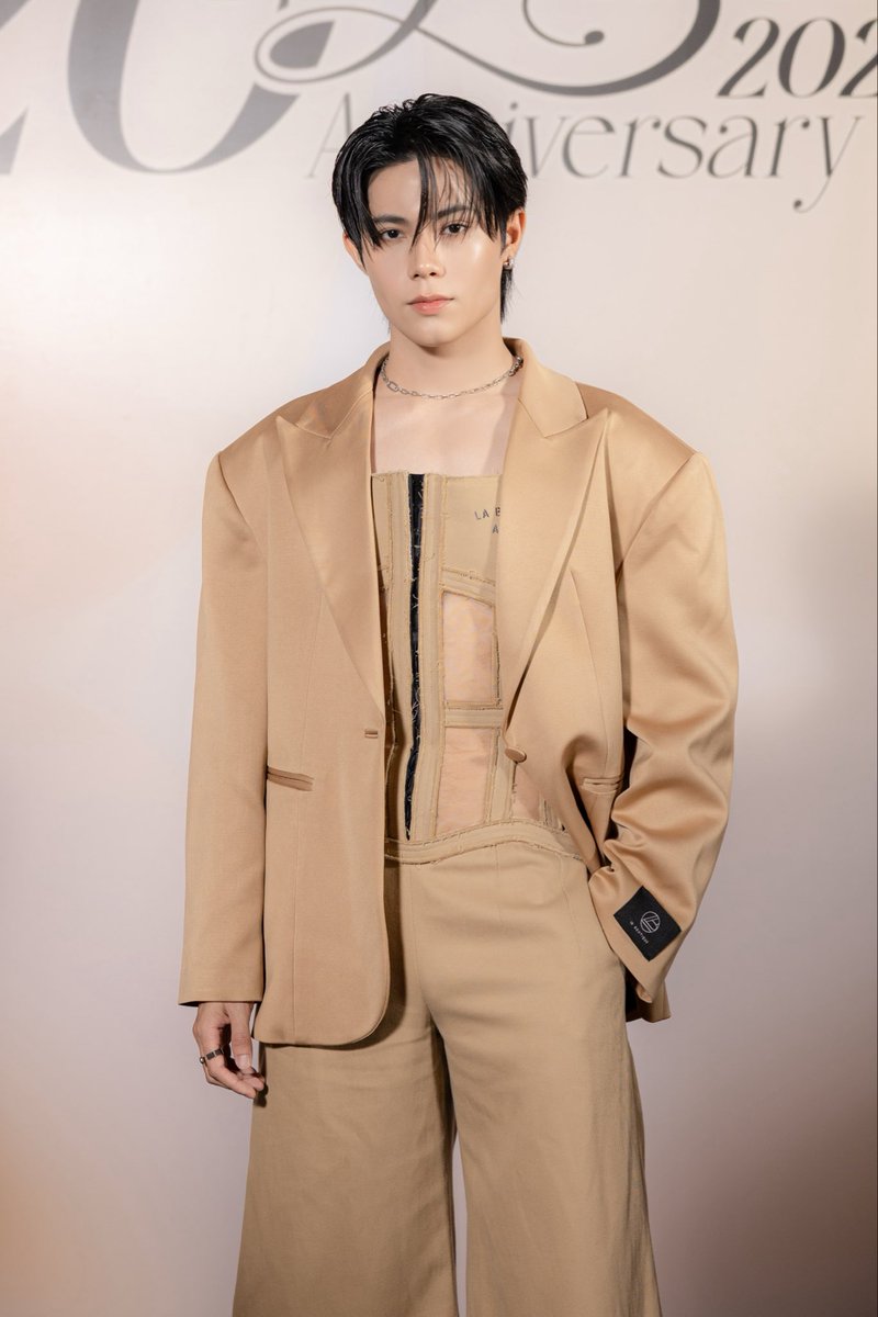 HeadquartesTH's tweet photo. Ohm Sarit (@_ohmsarit ) on KAZZ AWARDS 2026 Red Carpet yesterday in the total look from famous Thai Designer Brand “La Boutique”. 

#OhmSarit  #โอมสาริศ 
#KAZZAWARDSxOHMFIRST https://t.co/6D7nFkFtBA
