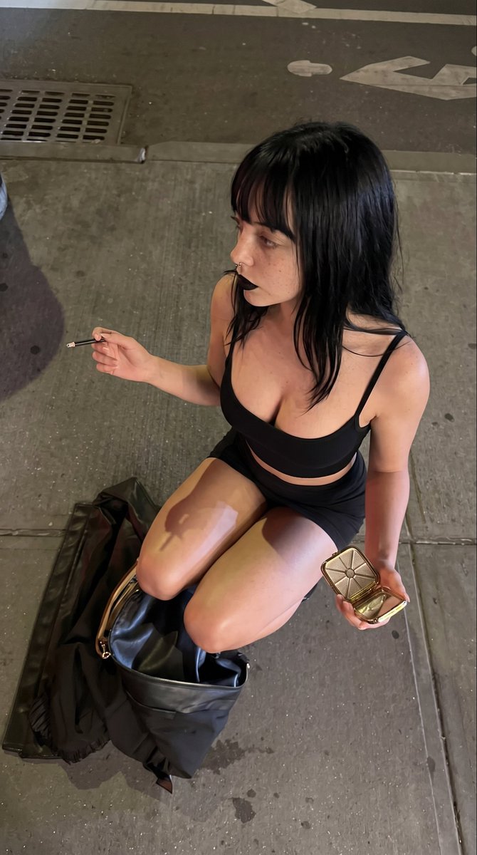 Emily Black tweet media
