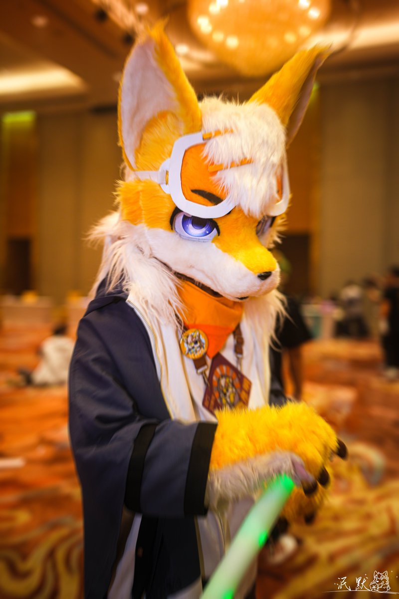 hiroa_uwu's tweet photo. 吃掉我🌟

#FursuitFriday #默彦明 https://t.co/06RPGPvSNL