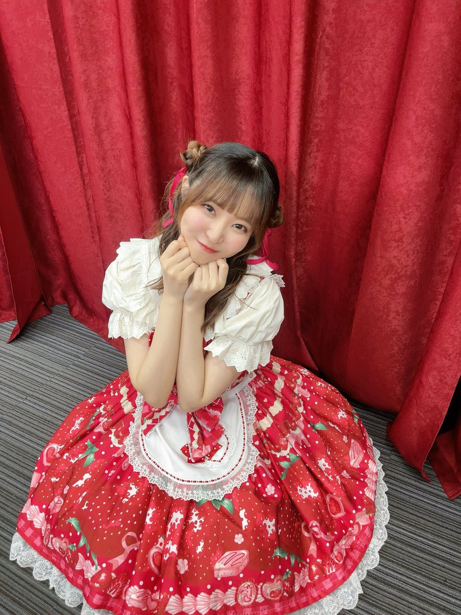 natyaaaaaaan07's tweet photo. #あぐぽんぽんぽん × #うになる コラボ放送🩷🧡
なっチャンネルではロリータ衣装？で優雅にお茶会しました☺️☕️
お嬢さま同士の会話や運動？いかがだったでしょうか？お淑やかだったかな？😌

大西亜玖璃のPONPONPON‼︎では協力ゲームやケーキ食べたり🎂
楽しい1日でした〜！ありがとうございました💕 https://t.co/evXskJgvkw