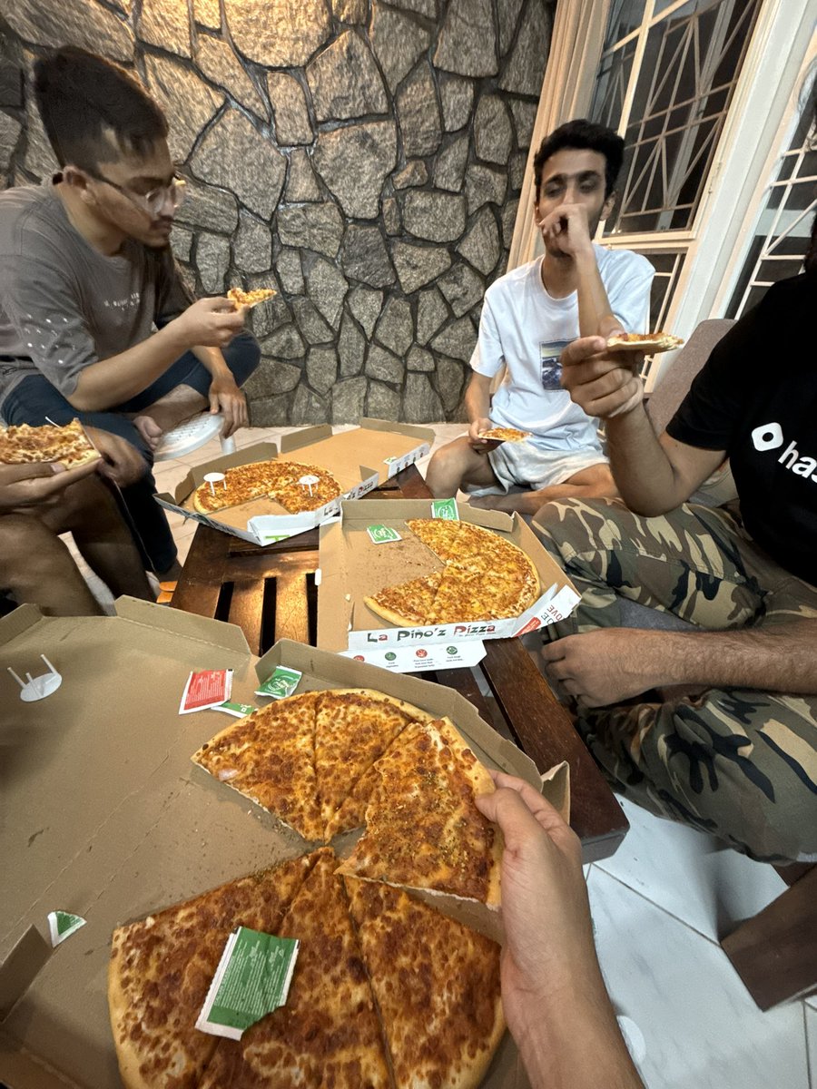 Cracked hackerhouse tweet media