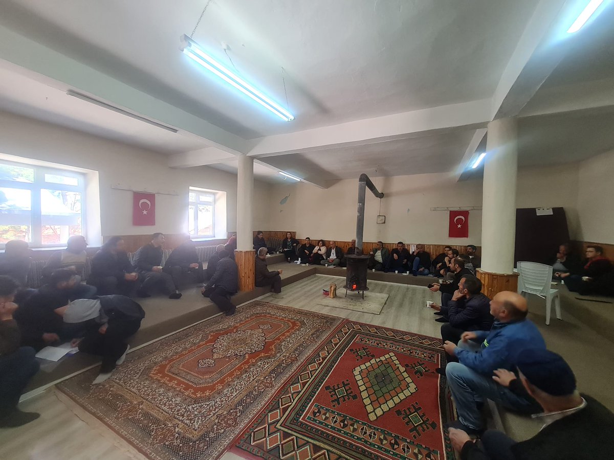 ankaratarim's tweet photo. #Çiftçi #bilgilendirme toplantılarımız #aralıksız devam ediyor!
Bugünki konum #Çankaya https://t.co/obLeFbzFsW