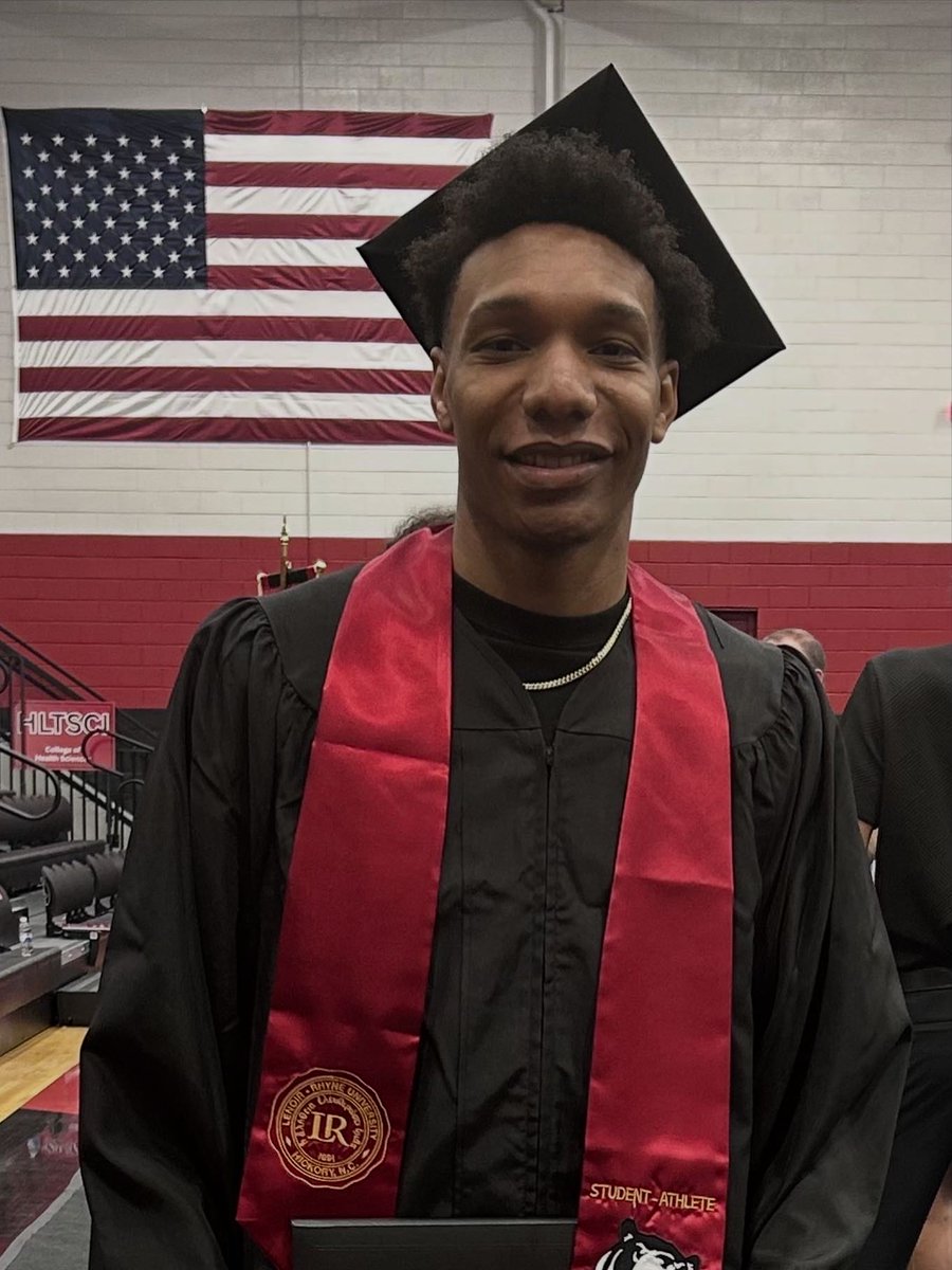 LeeAcademyHoops's tweet photo. 🚨 ALUMNI SPOTLIGHT 🚨
Double win for Akili Evans ('20)! 🐼🎓
✅ Graduated from Lenoir-Rhyne (Psychology)
✅ Signed w/ JCK Sports Group 🏀🔥
From 22 PPG at Lee to the Pro ranks, Akili continues to set the standard! 🐾🏆 #PandaProud #LeeAcademy #AkiliEvans #Prephoops https://t.co/Nt7gAU6Jky