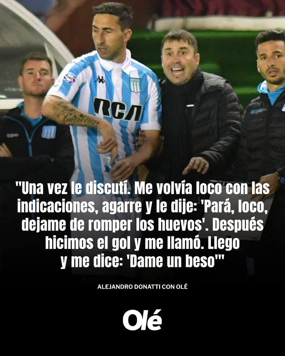 DiarioOle's tweet photo. 🟢🎙️ ALEJANDRO DONATTI CHARLÓ MANO A MANO CON OLÉ SOBRE EL CHACHO COUDET 🧣

El jugador al que más veces dirigió el actual DT de River cuenta desde adentro cómo es su metodología: los recuerdos, el día que pensó que lo hechaba y más https://t.co/8WGoeKbXM8