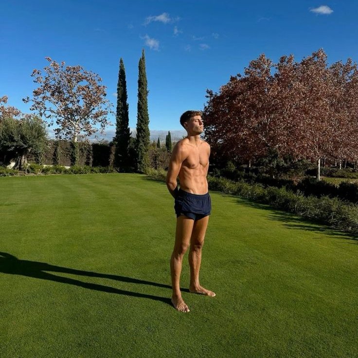 ToroSinExcusas's tweet photo. La testosterona es lo que mantiene a los hombres VIVOS Y DOMINANTES

Aquí tienes 10 ESTRATEGIAS REALES y naturales para RECUPERAR  tu testosterona (¡consérvala!)

1. Exposición solar directa https://t.co/P0CO4v7vg7
