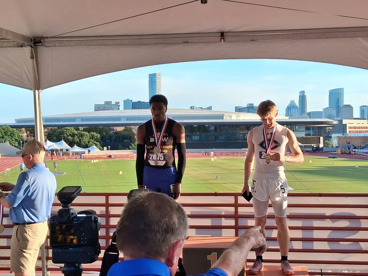 StrapSum3's tweet photo. After all the hard work, dedication &amp; motivation im more then blessed to say i medaled at the UIL STATE 4A championship race in the 400m Dash🥈, with a PR of 48.1 &amp; made history for my school AGTG senior season loading.. @Coach___E @USTCeltsTrack @PrepRedzoneTX @BearkatSports https://t.co/wy4x3BdpwW
