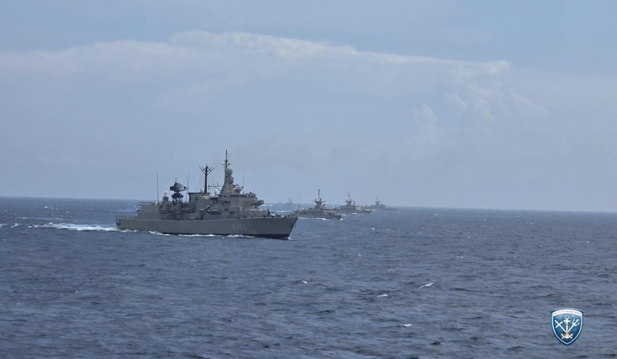 NavyGR's tweet photo. Επιχειρησιακή Εκπαίδευση Μονάδων ΠΝ

🔗https://t.co/RlmI4naMEb

#hellenicnavy #hellenic #navy https://t.co/FIGyQHLb9R