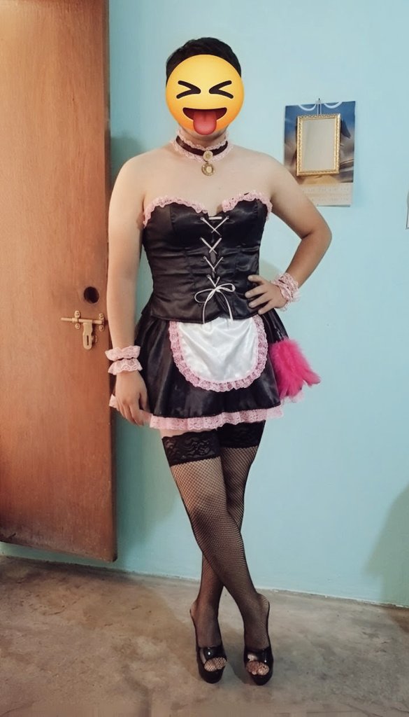 EseJose30's tweet photo. Holis holis ya tenía rato de no subir algo je como me va este outfit quieren que le haga la limpieza cobro barato 😝 👉🏻👈🏻👉🏻👈🏻🫣 #travesti #lenceria #mucama #finfe #meninlingerie #hombreenlenceria #sissyespañol https://t.co/xdSqTLndXD