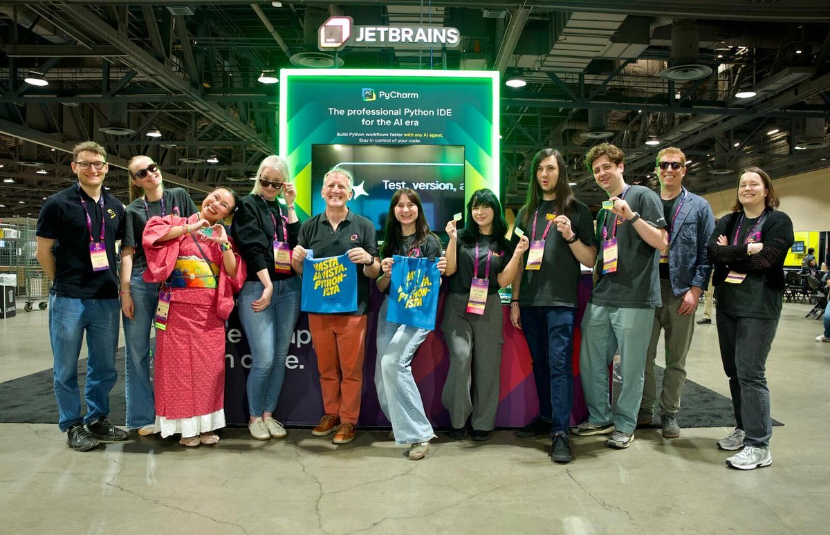 PyCharm, a JetBrains IDE tweet media