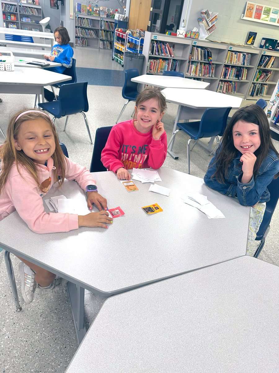 Pufferlibrary's tweet photo. After finishing The Land of Stories, this reading group created cards featuring all the fairy tale heroes! Then we battled it out with a game using text evidence to prove who was more powerful, physically AND intellectually! 📚✨ #dg58pride https://t.co/mWQPuOJpC7