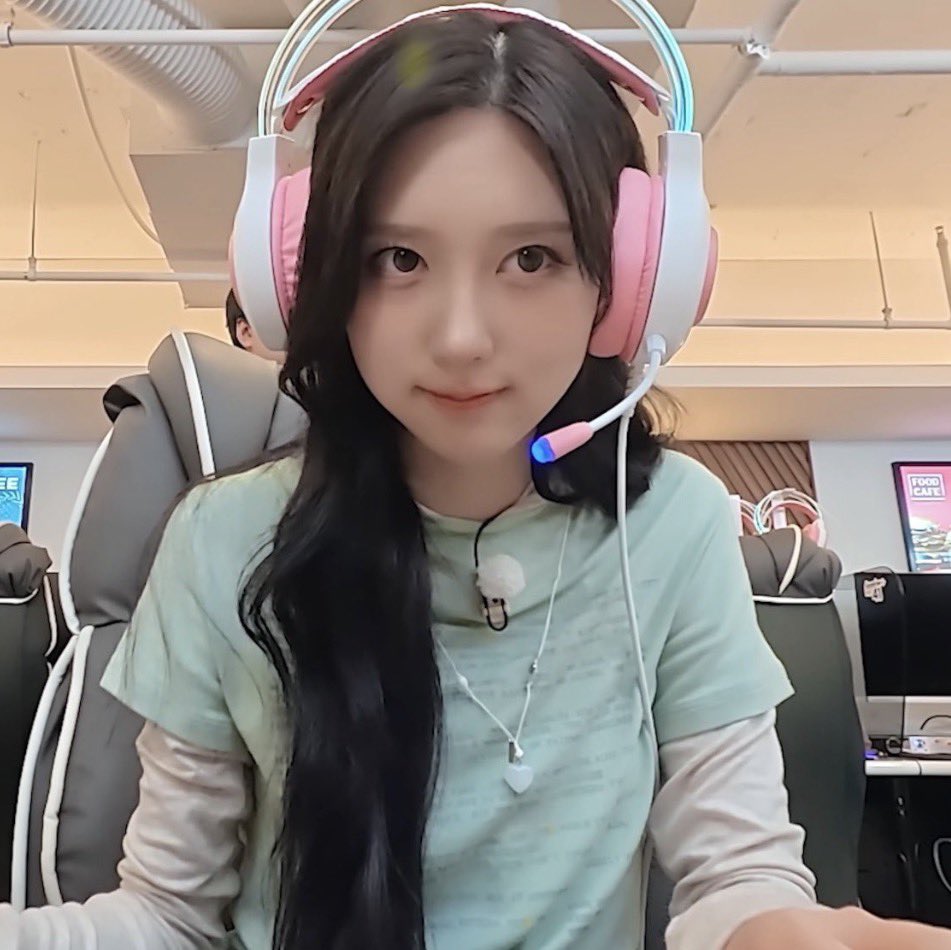 김가을 얼굴 tweet media