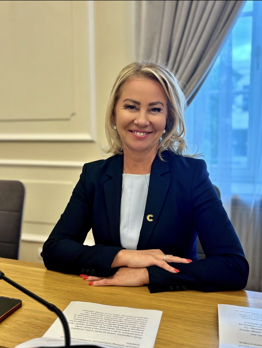 Izabela Bodnar tweet media