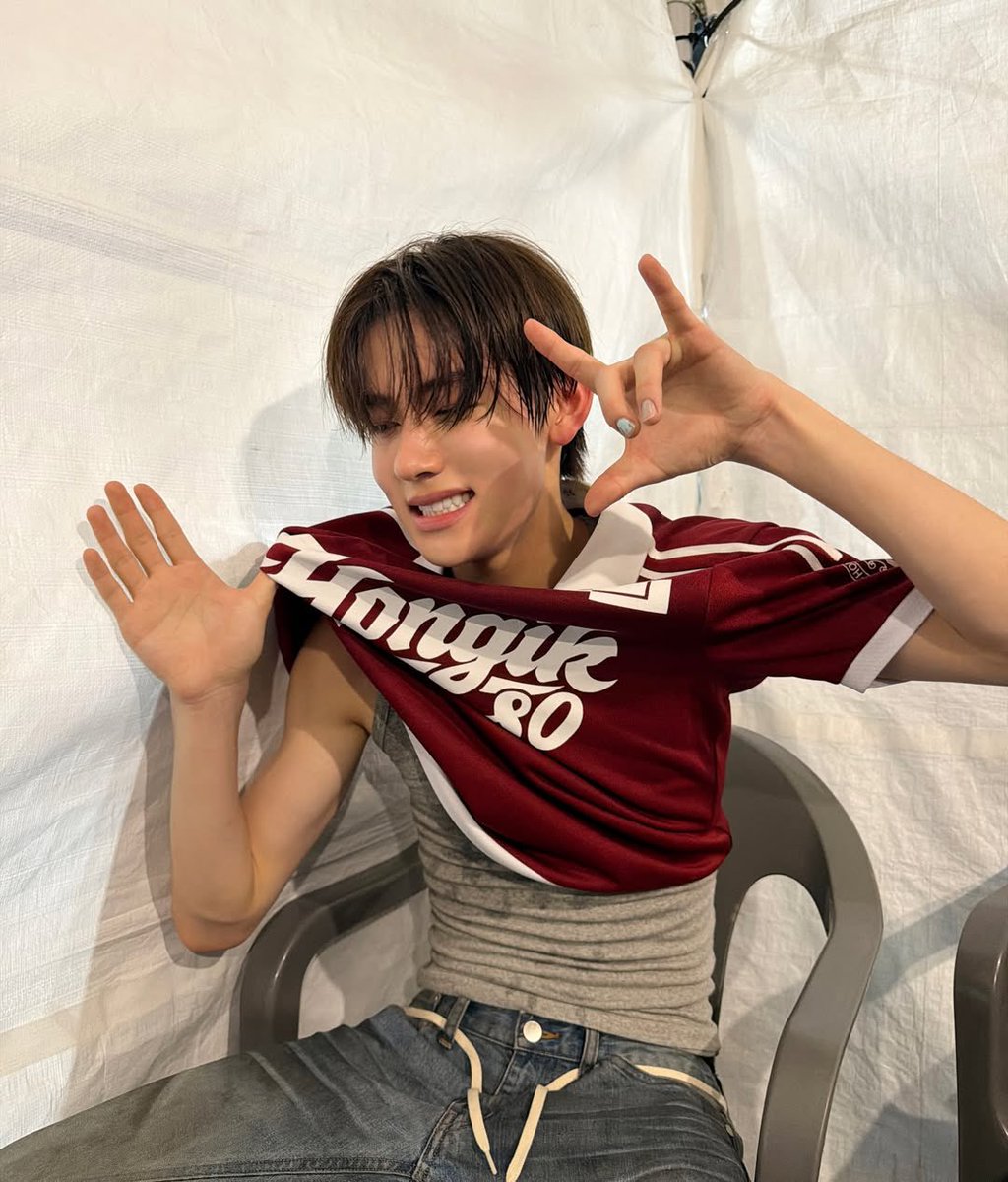 seonghyeon pics tweet media