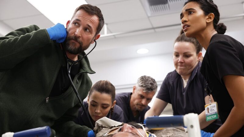 filmow's tweet photo. ‘The Pitt’ dispara na 2ª temporada e quase dobra audiência em relação ao primeiro ano
https://t.co/6tbPMSOigT https://t.co/N6WrmMKsHQ