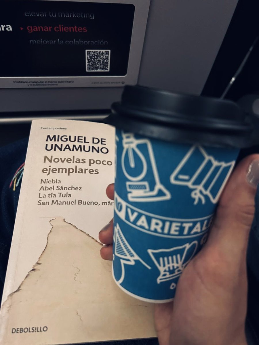 Y café tweet media