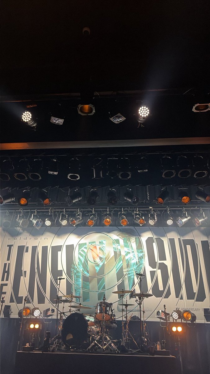 e___gle's tweet photo. #coldrain 
#HIKAGE 
貯金3万円
Evolve https://t.co/jxOcN2B7XU